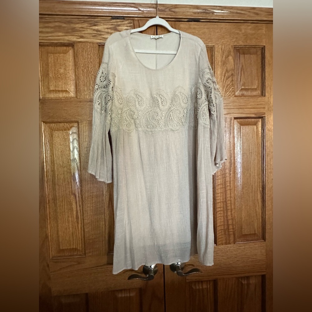 Indigo Rose Beige Lace Dress